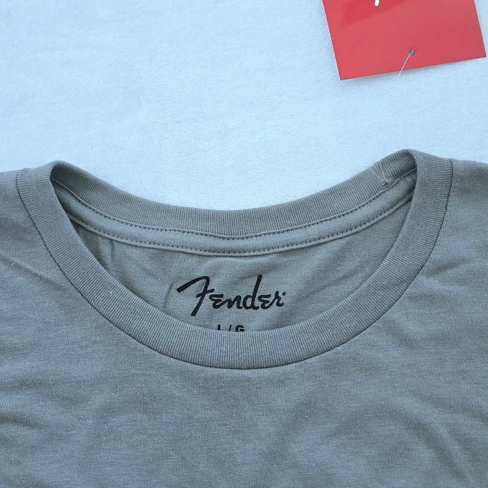 Fender🎸 Musical Instruments Corporation Graphic Tee👕 - NWT - Picture 4 of 14